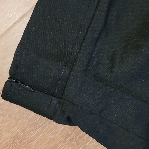 NWOT Lennie by Nina Leonard Black Skirt - Picture 2 of 3